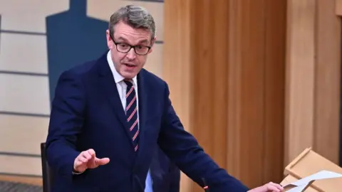 Getty Images adam tomkins