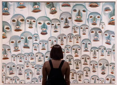 Robert Perry Robert Perry's picture of Chloe Burton from Edinburgh viewing Zoom by Keith McIntyre