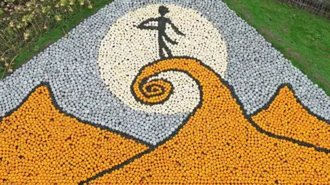 PA Media Sunnyfields Farm Pumpkin Mosaic