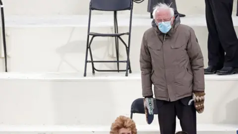 Inauguration fashion: Purple, pearls, and mittens