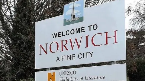 GEOGRAPHER Norwich sign