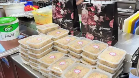 Mumtaz Leeds Prepared meals at Mumtaz