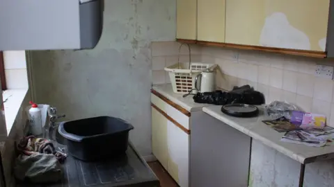 Luton & Dunstable University Hospital Old kitchen