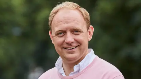 Dan Fitzhenry Dan Fitzhenry