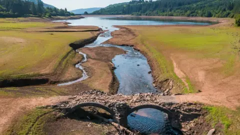 Matthew Horwood Llwyn-onn Reservoir