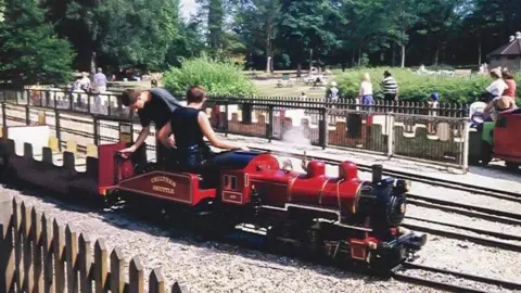 E Latter Watford Miniature Railway