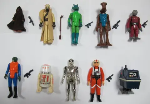 Sheffield Auction Gallery Star Wars Action Figures