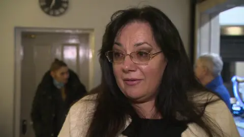 Woman interviewed in NWT vox