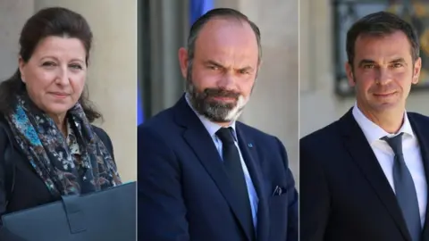 AFP Agnès Buzyn (L), Edouard Philippe (C) and Olivier Véran