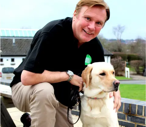 Dogs For Good Dr Chris Muldoon