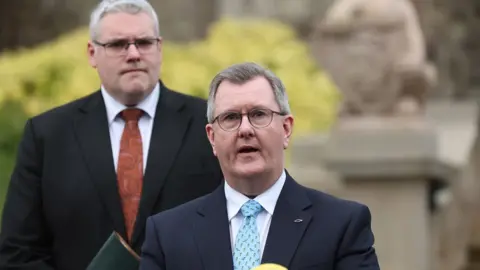 Pacemaker Gavin Robinson Jeffrey Donaldson