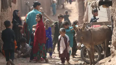 Getty Images Afghan refugees in Pakistan