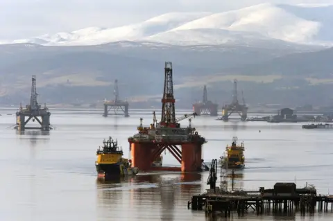 Andrew Milligan The oil platform Stena Spey amongst other rigs in the Cromarty