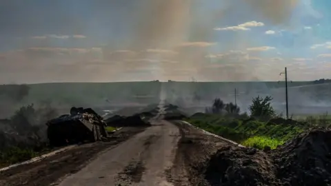 Getty Images Russian forces have bombed the main road from Lysychansk to Bakhmut, but have so far failed to block it