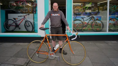 Elmy Cycles Steve Grimwood