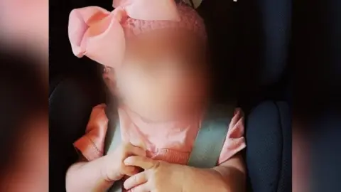 Handout Baby of woman supported by Pause Project