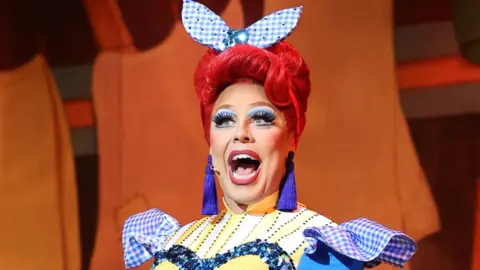 Barry Rivett La Voix in Aladdin at the Waterside Theatre, Aylesbury