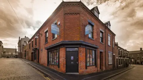 Lamar Francois The DH Lawrence Birthplace museum