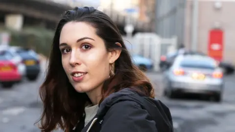 Lee McLean Claudia Neuray