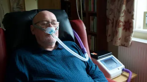 Fergus Walsh/BBC Noel Conway