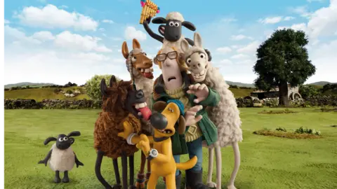Aardman Animations© 2022 Shaun the Sheep: The Farmer's Llamas