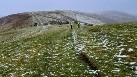 NNPMRT North of Tyne Mountain Rescue Team, Pennine Way