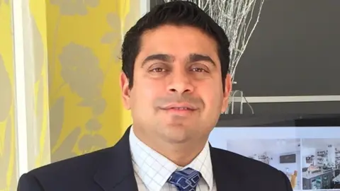 Siddharth Mahajan Siddharth Mahajan