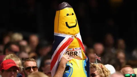 Getty Images LONDON, ENGLAND - AUGUST 12: An inflatable banana is pictured in the stands during day nine of the 16th IAAF World Athletics Championships London 2017 at The London Stadium on August 12, 2017 in London, United Kingdom. (Photo by Matthias Hangst/Getty Images)