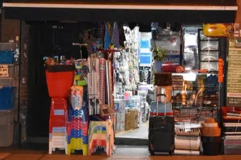 Met Police Low Price Store