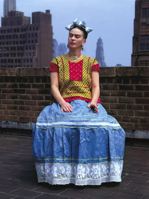 Jacques and Natasha Gelman Collection Frida Kahlo: Making Her Self Up