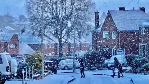BBC Weather Watchers/Beefy Snow in Halesowen
