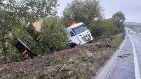 A34 Berkshire lorry crash