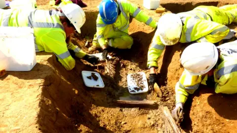 ©MOLA Headland Infrastructure Archaeologists excavating at the site