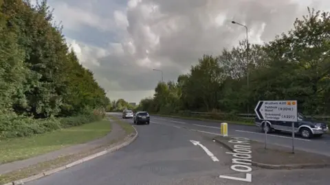 Google London Road junction with Old Coach Road, Wrotham