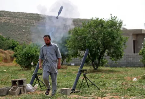 AFP Mortar being fired by GNA forces towards Tarhuna in April 2020