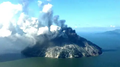 Reuters The remote island volcano of Kadovar spews ash into the sky in Papua New Guinea, January 6, 2018