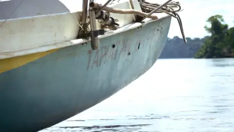 Ecuador's solar canoe in the Amazon