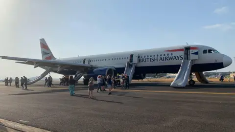 Gayle Fitzpatrick Flight BA422 after landing in Valencia