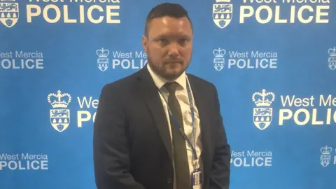 Det Insp Lee Holehouse