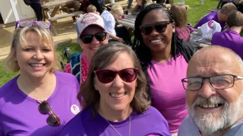 Nick Gazzard Walk 4 Hollie