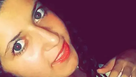 Facebook Mariam Moustafa