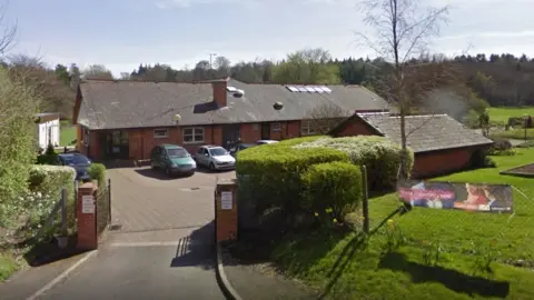 Google Hampstead Norreys Primary School