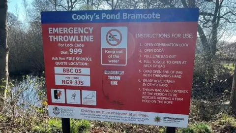 Nottinghamshire Fire and Rescue Service Emergency sign at Cooky's Pond