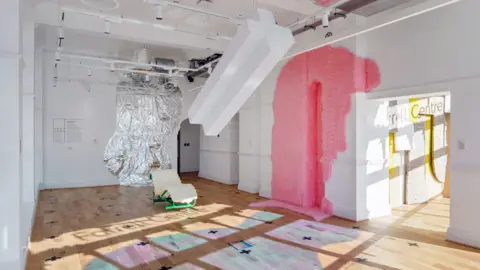 JILL TATE Office S&M installation at The Farrell Centre