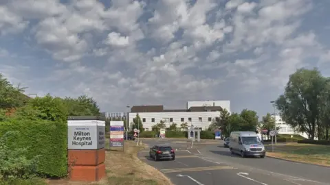 Google Milton Keynes University Hospital