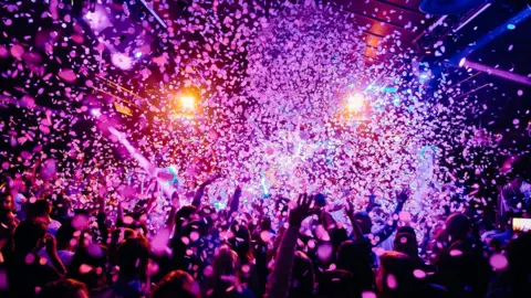 TomasSimkus Nightclub