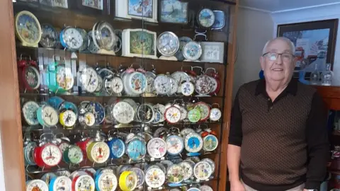 Hansons Frank Randell and clocks