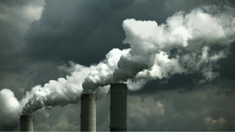 Climate change: CO2 emissions rising for first time in four years - BBC ...