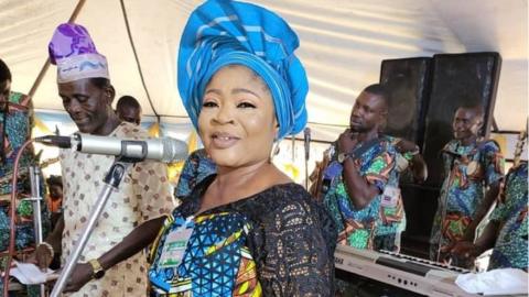 Tiwa Savage video: Five oda celebs wey dia sex tapes comot - BBC News