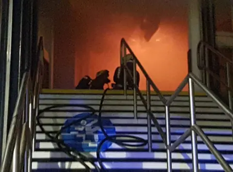 Nottinghamshire Fire and Rescue Service Tweet of the fire by Nottinghamshire Fire and Rescue Service